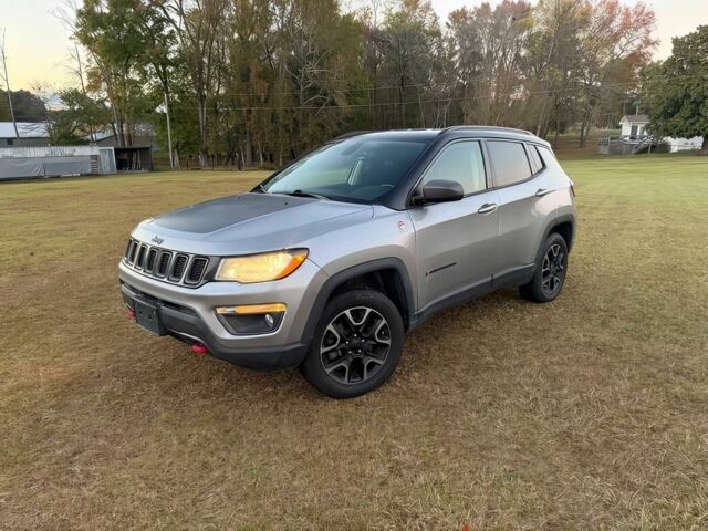 Серый Джип Компас, объемом двигателя 2.4 л и пробегом 38 тыс. км за 10000 $, фото 2 на Automoto.ua