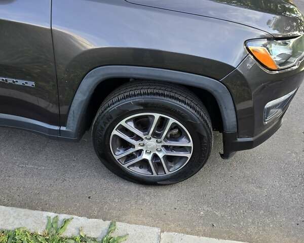 Сірий Джип Compass, об'ємом двигуна 2.36 л та пробігом 175 тис. км за 15200 $, фото 8 на Automoto.ua