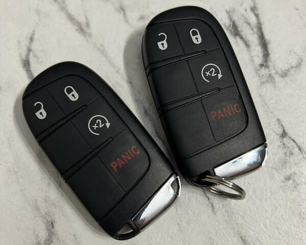 Серый Джип Компас, объемом двигателя 2.4 л и пробегом 40 тыс. км за 16800 $, фото 22 на Automoto.ua