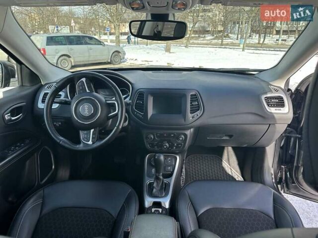 Серый Джип Компас, объемом двигателя 2.4 л и пробегом 85 тыс. км за 18500 $, фото 1 на Automoto.ua
