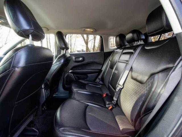 Сірий Джип Compass, об'ємом двигуна 2.4 л та пробігом 46 тис. км за 10400 $, фото 9 на Automoto.ua