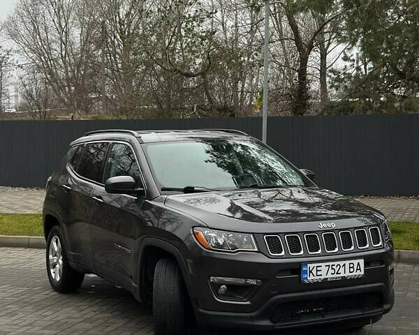 Сірий Джип Compass, об'ємом двигуна 2.36 л та пробігом 60 тис. км за 14700 $, фото 2 на Automoto.ua