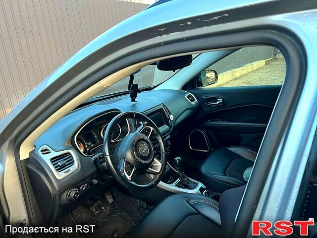 Серый Джип Компас, объемом двигателя 2.4 л и пробегом 46 тыс. км за 14000 $, фото 10 на Automoto.ua