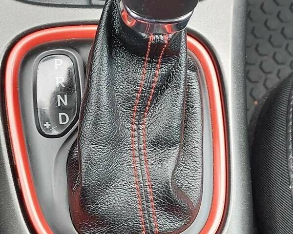 Джип Compass 2019 у Первомайськ на Automoto.ua Сірий Джип Compass, об'ємом двигуна 2.36 л та пробігом 195 тис. км за 17800 $, фото 7 на Automoto.ua