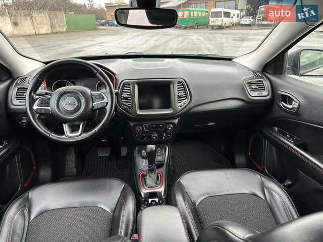 Серый Джип Компас, объемом двигателя 2.36 л и пробегом 181 тыс. км за 16500 $, фото 9 на Automoto.ua