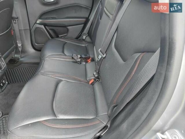 Джип Compass 2019 у Первомайськ на Automoto.ua Сірий Джип Compass, об'ємом двигуна 2.36 л та пробігом 195 тис. км за 17800 $, фото 11 на Automoto.ua