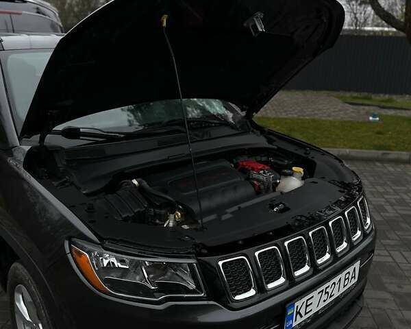 Сірий Джип Compass, об'ємом двигуна 2.36 л та пробігом 60 тис. км за 14700 $, фото 32 на Automoto.ua