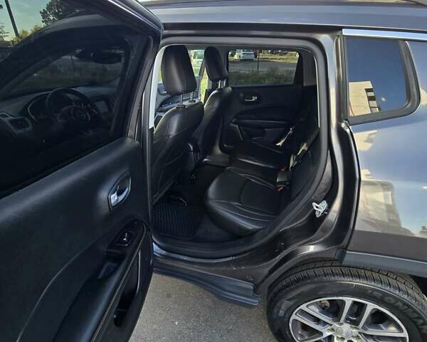 Сірий Джип Compass, об'ємом двигуна 2.36 л та пробігом 175 тис. км за 15200 $, фото 18 на Automoto.ua