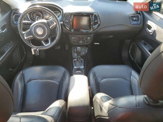 Серый Джип Компас, объемом двигателя 2.36 л и пробегом 105 тыс. км за 2900 $, фото 7 на Automoto.ua