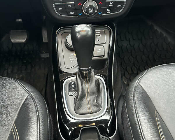 Серый Джип Компас, объемом двигателя 2.36 л и пробегом 189 тыс. км за 17300 $, фото 25 на Automoto.ua