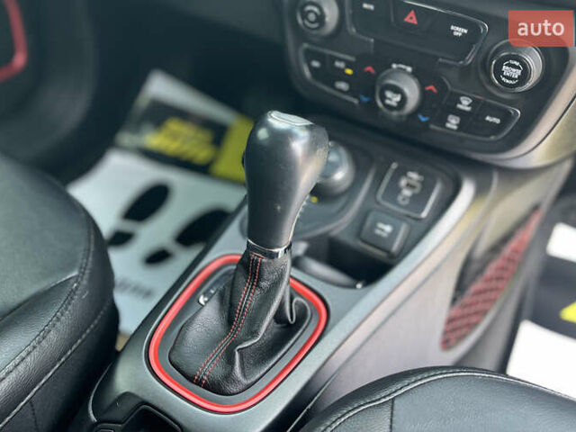 Сірий Джип Compass, об'ємом двигуна 2.4 л та пробігом 102 тис. км за 16200 $, фото 28 на Automoto.ua