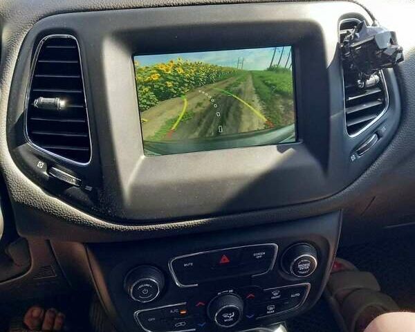 Сірий Джип Compass, об'ємом двигуна 2.4 л та пробігом 102 тис. км за 14700 $, фото 9 на Automoto.ua