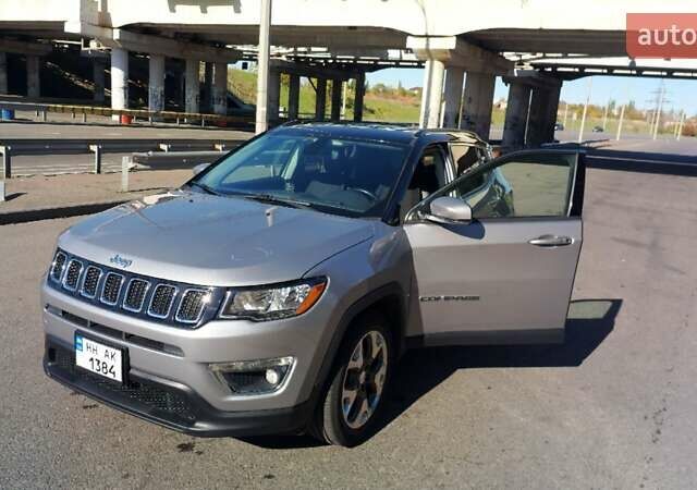 Джип Compass 2019 у Одесі на Automoto.ua Сірий Джип Compass, об'ємом двигуна 2.36 л та пробігом 148 тис. км за 17000 $, фото 12 на Automoto.ua