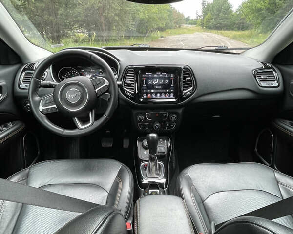 Сірий Джип Compass, об'ємом двигуна 2.4 л та пробігом 126 тис. км за 16000 $, фото 4 на Automoto.ua