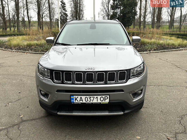Серый Джип Компас, объемом двигателя 2.36 л и пробегом 189 тыс. км за 17300 $, фото 3 на Automoto.ua