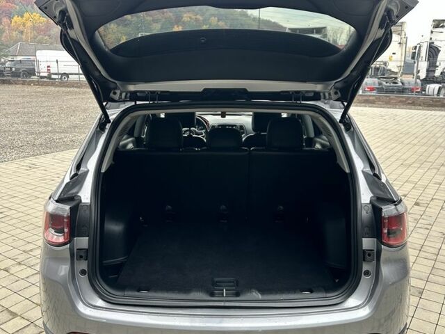 Серый Джип Компас, объемом двигателя 2.4 л и пробегом 160 тыс. км за 13500 $, фото 13 на Automoto.ua