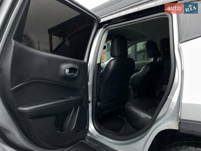 Серый Джип Компас, объемом двигателя 2.36 л и пробегом 116 тыс. км за 14700 $, фото 48 на Automoto.ua