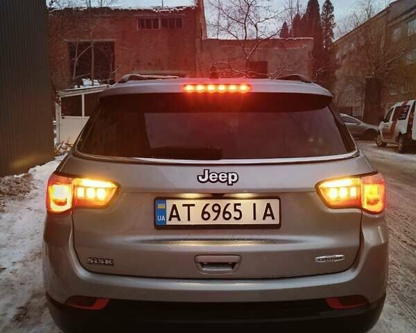 Серый Джип Компас, объемом двигателя 2.36 л и пробегом 40 тыс. км за 14000 $, фото 5 на Automoto.ua