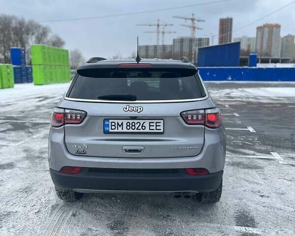 Джип Компас 2019 в Киеве на Automoto.ua Серый Джип Компас, объемом двигателя 2.36 л и пробегом 127 тыс. км за 17000 $, фото 1 на Automoto.ua