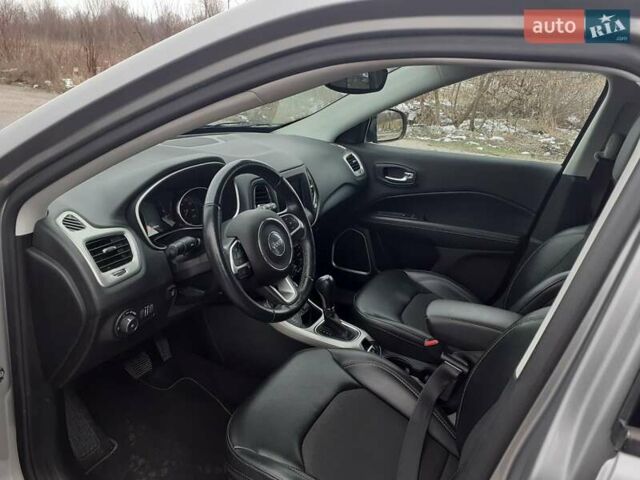 Серый Джип Компас, объемом двигателя 2.36 л и пробегом 45 тыс. км за 15700 $, фото 6 на Automoto.ua