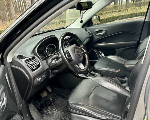 Серый Джип Компас, объемом двигателя 2.36 л и пробегом 189 тыс. км за 17300 $, фото 28 на Automoto.ua