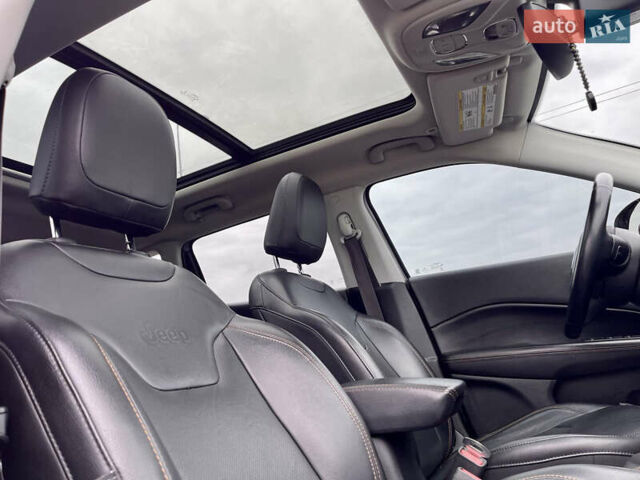 Серый Джип Компас, объемом двигателя 2.36 л и пробегом 189 тыс. км за 17300 $, фото 35 на Automoto.ua