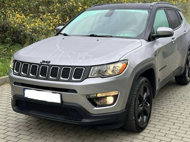 Джип Compass 2019 у Києві на Automoto.ua Сірий Джип Compass, об'ємом двигуна 2.4 л та пробігом 67 тис. км за 9800 $, фото 2 на Automoto.ua