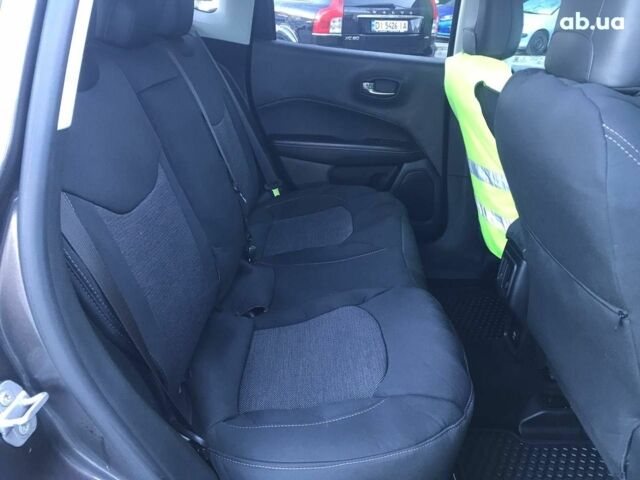 Серый Джип Компас, объемом двигателя 2.4 л и пробегом 96 тыс. км за 15290 $, фото 15 на Automoto.ua