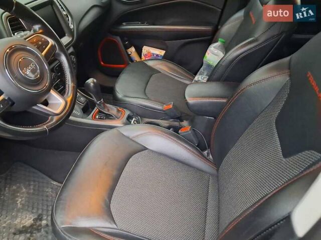 Серый Джип Компас, объемом двигателя 2.4 л и пробегом 112 тыс. км за 15800 $, фото 3 на Automoto.ua