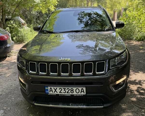 Джип Compass 2019 у Барвенковом на Automoto.ua Сірий Джип Compass, об'ємом двигуна 2.36 л та пробігом 114 тис. км за 14500 $, фото 10 на Automoto.ua
