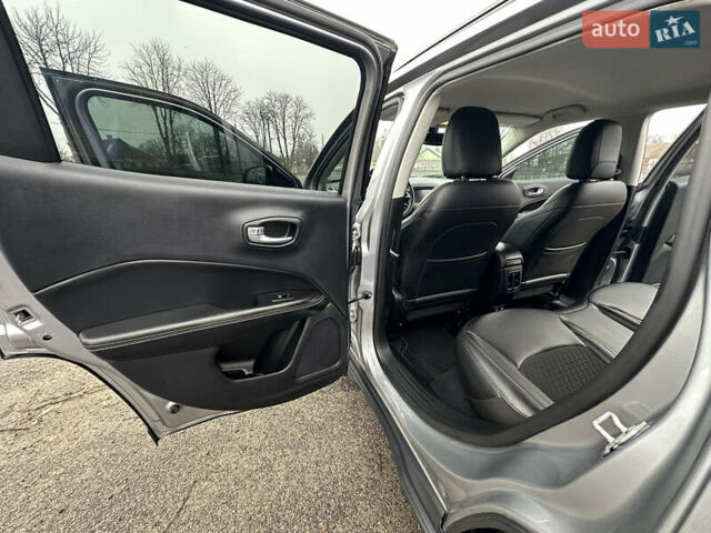 Серый Джип Компас, объемом двигателя 2.4 л и пробегом 31 тыс. км за 15599 $, фото 22 на Automoto.ua