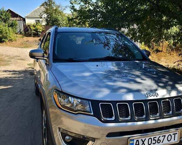 Серый Джип Компас, объемом двигателя 2.36 л и пробегом 94 тыс. км за 15500 $, фото 4 на Automoto.ua