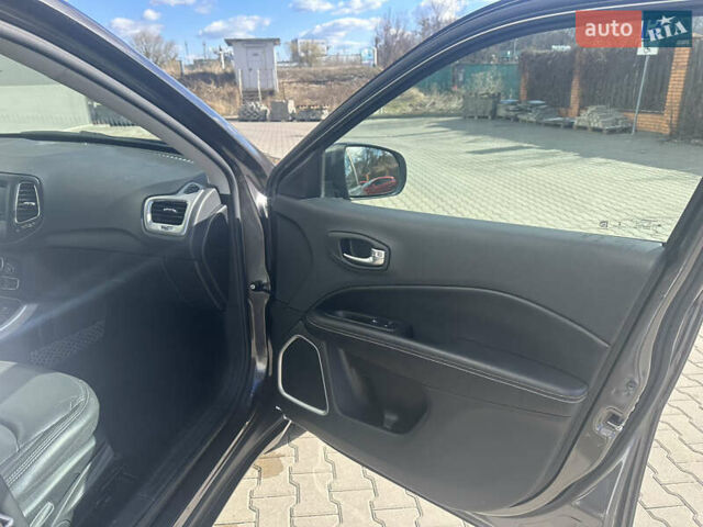 Серый Джип Компас, объемом двигателя 2.4 л и пробегом 66 тыс. км за 16200 $, фото 30 на Automoto.ua