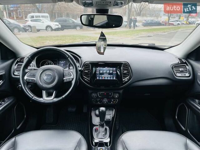 Серый Джип Компас, объемом двигателя 2.36 л и пробегом 84 тыс. км за 17800 $, фото 11 на Automoto.ua