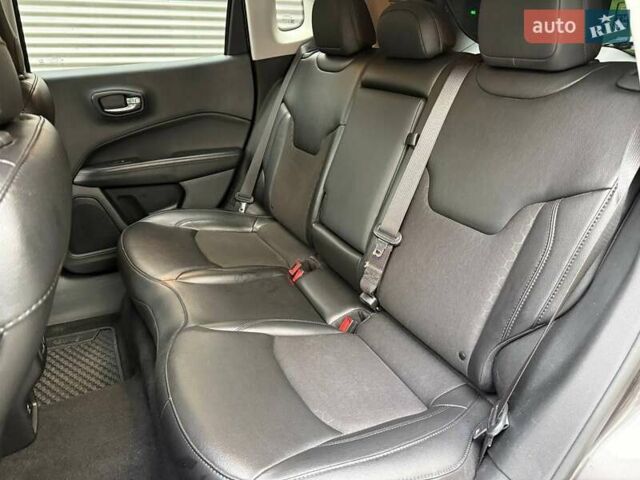 Сірий Джип Compass, об'ємом двигуна 2.36 л та пробігом 94 тис. км за 15990 $, фото 10 на Automoto.ua