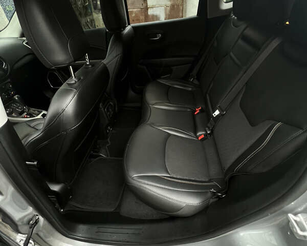 Серый Джип Компас, объемом двигателя 2.4 л и пробегом 40 тыс. км за 16800 $, фото 9 на Automoto.ua