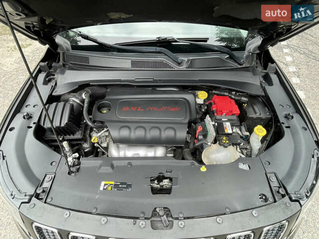 Сірий Джип Compass, об'ємом двигуна 2.4 л та пробігом 126 тис. км за 16000 $, фото 2 на Automoto.ua