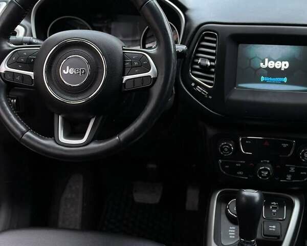 Сірий Джип Compass, об'ємом двигуна 2.36 л та пробігом 60 тис. км за 14700 $, фото 12 на Automoto.ua