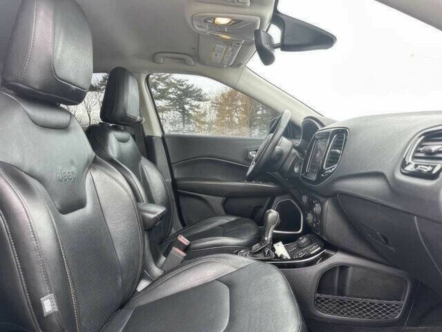 Серый Джип Компас, объемом двигателя 2.4 л и пробегом 38 тыс. км за 9000 $, фото 7 на Automoto.ua