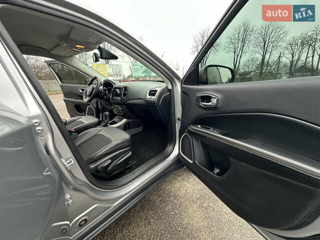 Серый Джип Компас, объемом двигателя 2.4 л и пробегом 31 тыс. км за 15599 $, фото 26 на Automoto.ua