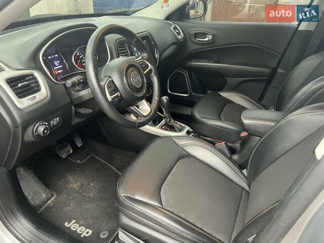 Серый Джип Компас, объемом двигателя 2.4 л и пробегом 40 тыс. км за 16800 $, фото 7 на Automoto.ua
