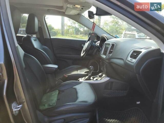 Сірий Джип Compass, об'ємом двигуна 2.36 л та пробігом 77 тис. км за 2900 $, фото 4 на Automoto.ua