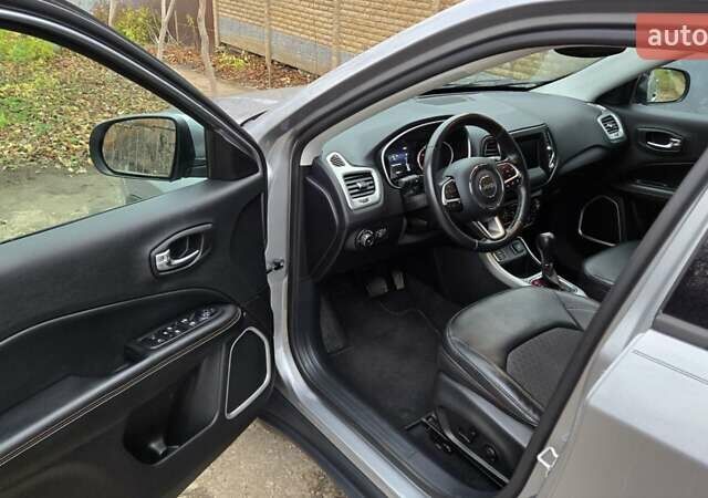 Сірий Джип Compass, об'ємом двигуна 2.36 л та пробігом 94 тис. км за 17100 $, фото 8 на Automoto.ua