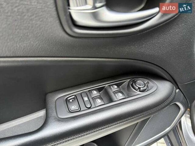 Сірий Джип Compass, об'ємом двигуна 2.36 л та пробігом 94 тис. км за 15990 $, фото 13 на Automoto.ua