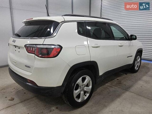 Сірий Джип Compass, об'ємом двигуна 0 л та пробігом 80 тис. км за 1500 $, фото 2 на Automoto.ua