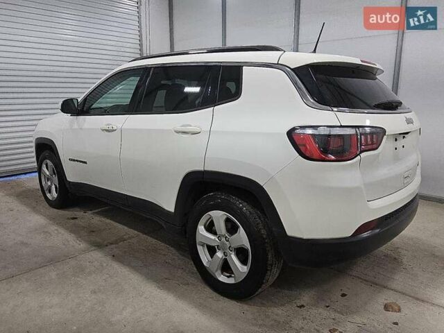 Сірий Джип Compass, об'ємом двигуна 0 л та пробігом 80 тис. км за 1500 $, фото 1 на Automoto.ua