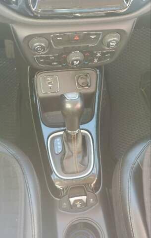 Джип Compass 2019 у Одесі на Automoto.ua Сірий Джип Compass, об'ємом двигуна 2.36 л та пробігом 148 тис. км за 17000 $, фото 14 на Automoto.ua