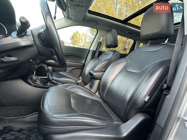 Сірий Джип Compass, об'ємом двигуна 2.36 л та пробігом 187 тис. км за 17700 $, фото 31 на Automoto.ua