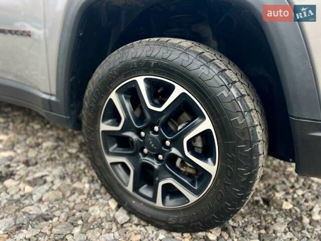 Сірий Джип Compass, об'ємом двигуна 2.36 л та пробігом 123 тис. км за 16600 $, фото 1 на Automoto.ua