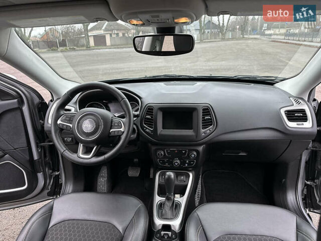 Серый Джип Компас, объемом двигателя 2.4 л и пробегом 31 тыс. км за 15599 $, фото 21 на Automoto.ua